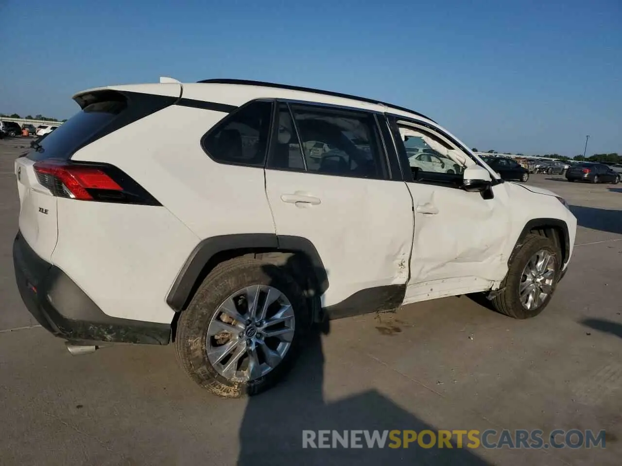 3 Photograph of a damaged car JTMC1RFV9KD024584 TOYOTA RAV4 2019