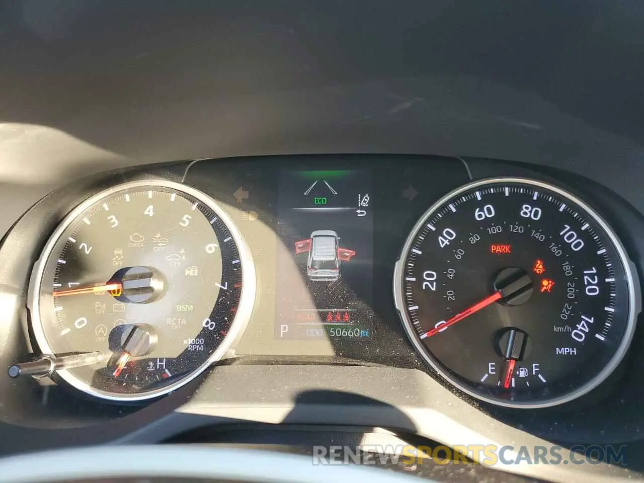 9 Photograph of a damaged car JTMC1RFV9KD024584 TOYOTA RAV4 2019