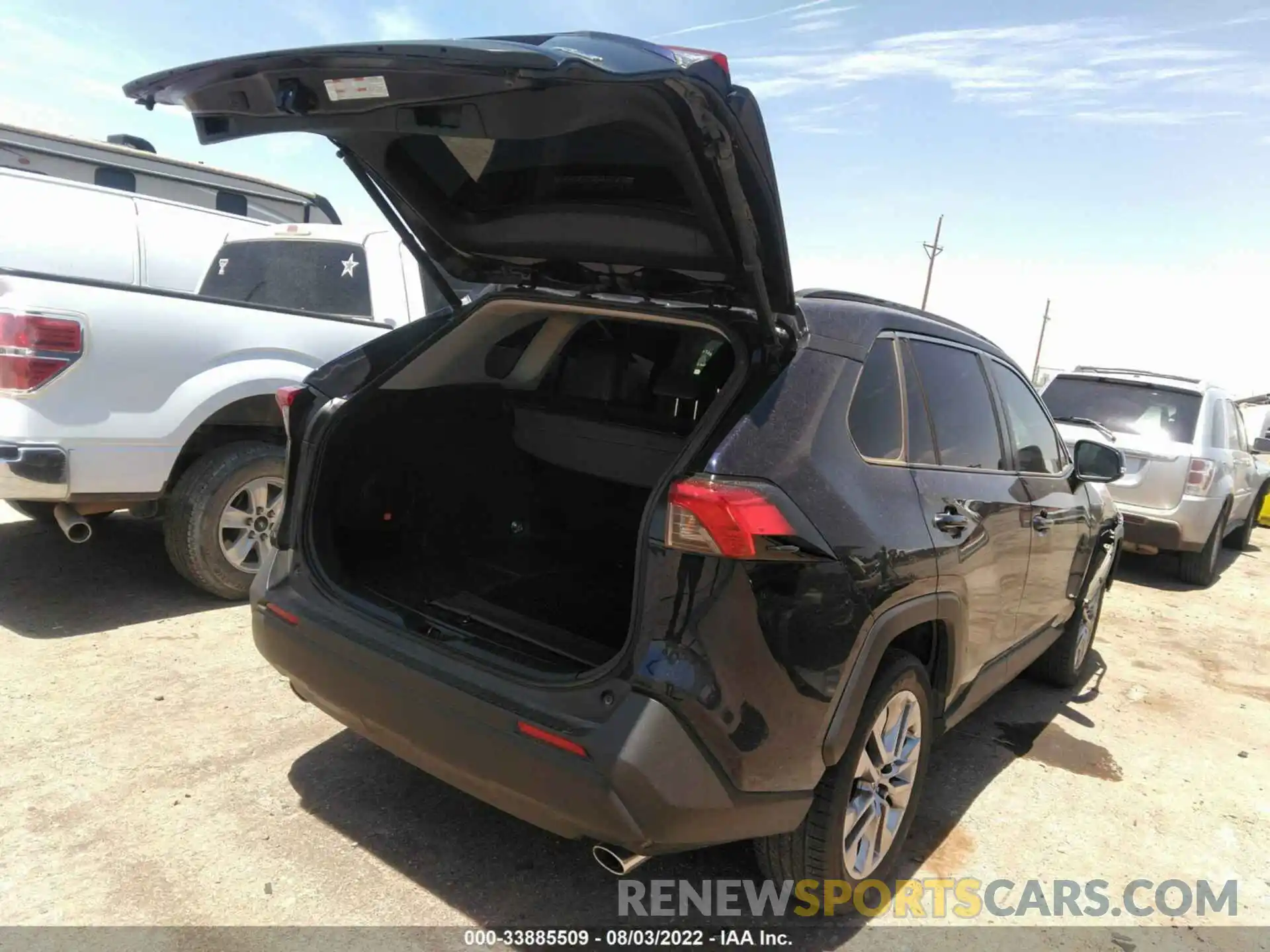 4 Photograph of a damaged car JTMC1RFV9KD512711 TOYOTA RAV4 2019