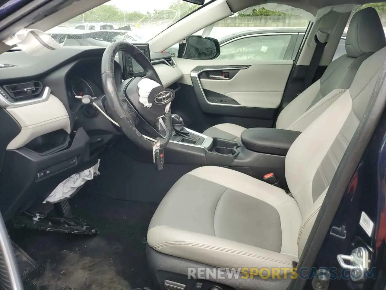 7 Photograph of a damaged car JTMC1RFV9KJ016499 TOYOTA RAV4 2019