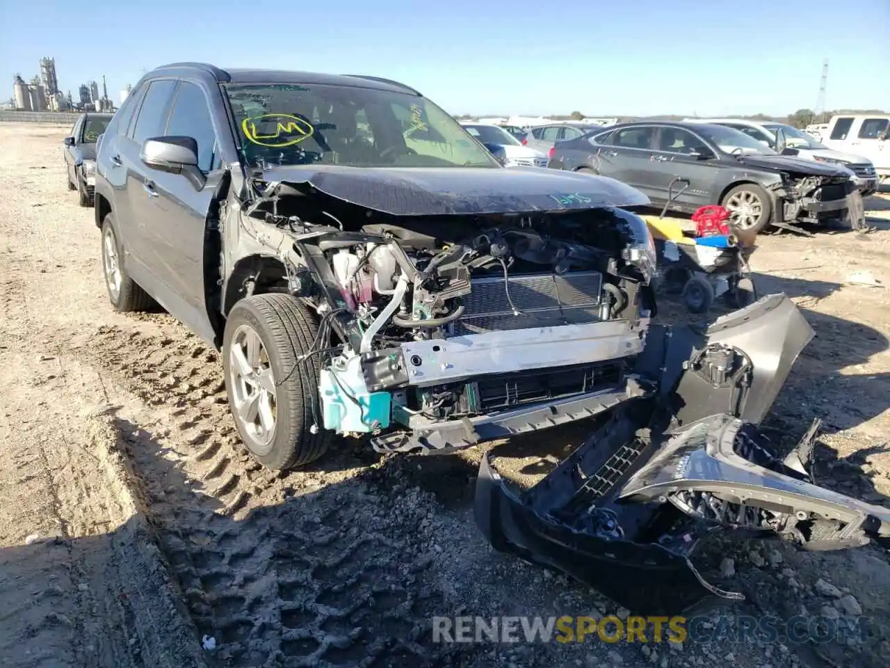 1 Photograph of a damaged car JTMDWRFV1KD523062 TOYOTA RAV4 2019