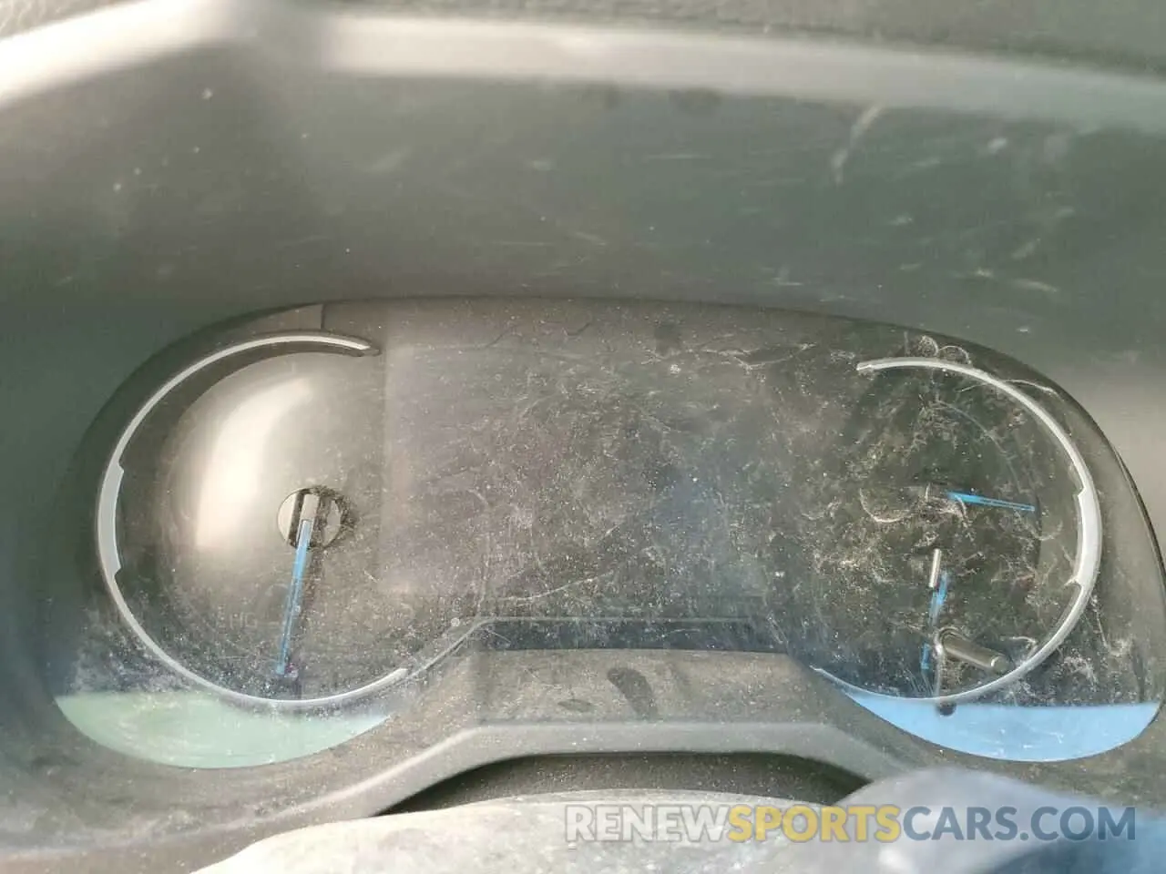 9 Photograph of a damaged car JTMDWRFV2KD015070 TOYOTA RAV4 2019