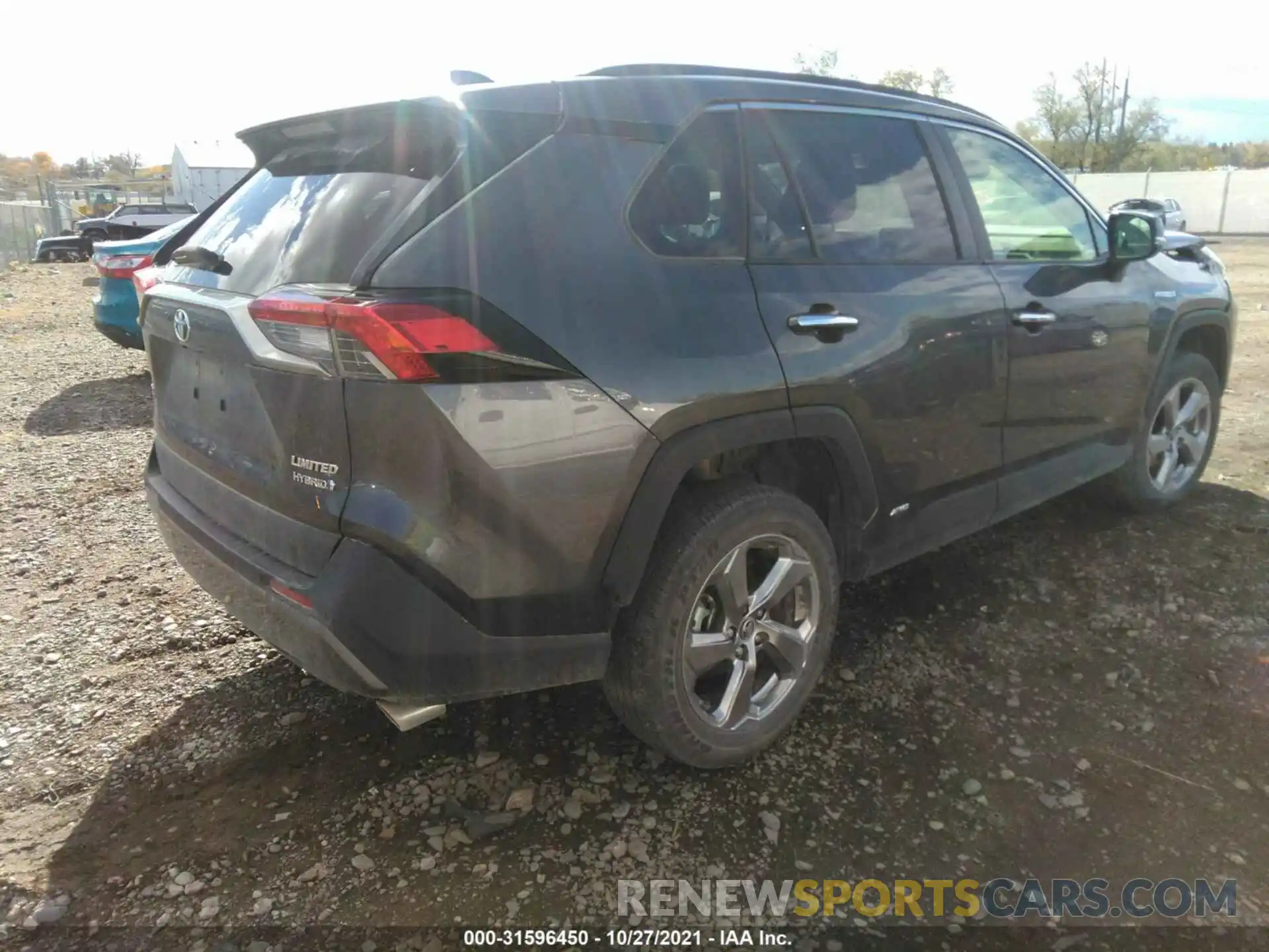 4 Photograph of a damaged car JTMDWRFV2KJ007729 TOYOTA RAV4 2019