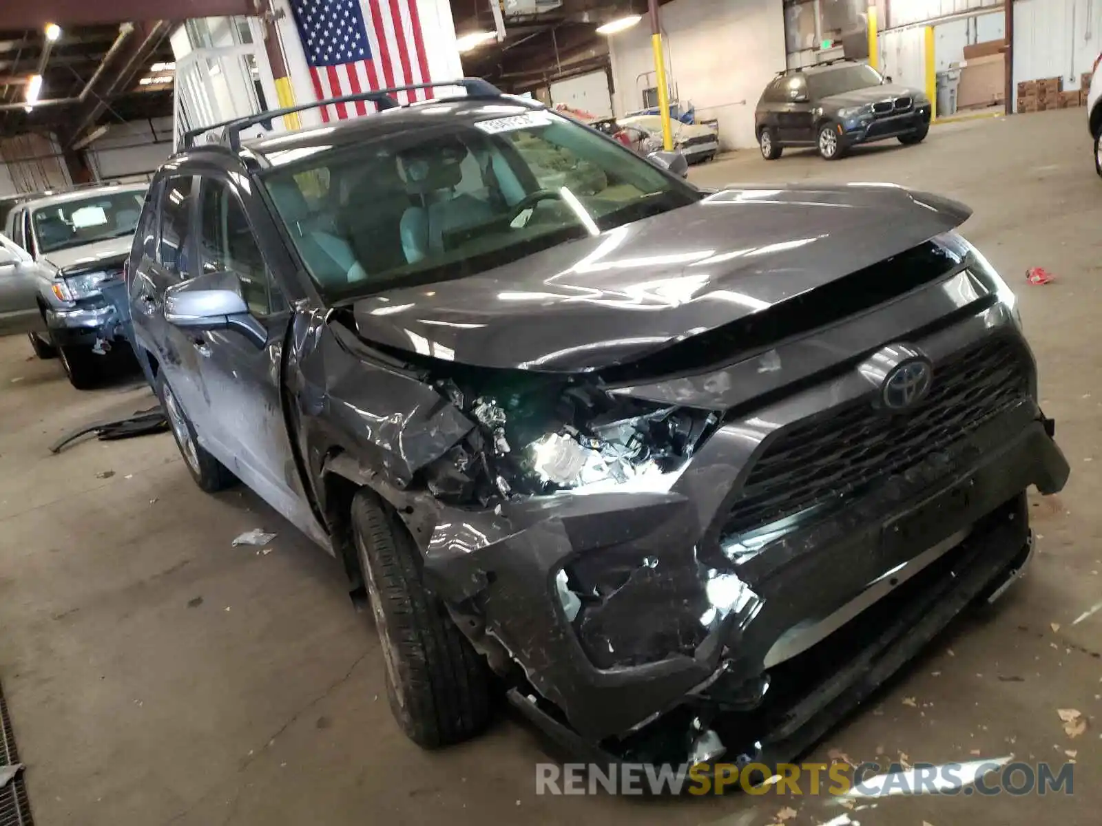 1 Photograph of a damaged car JTMDWRFV3KD516467 TOYOTA RAV4 2019