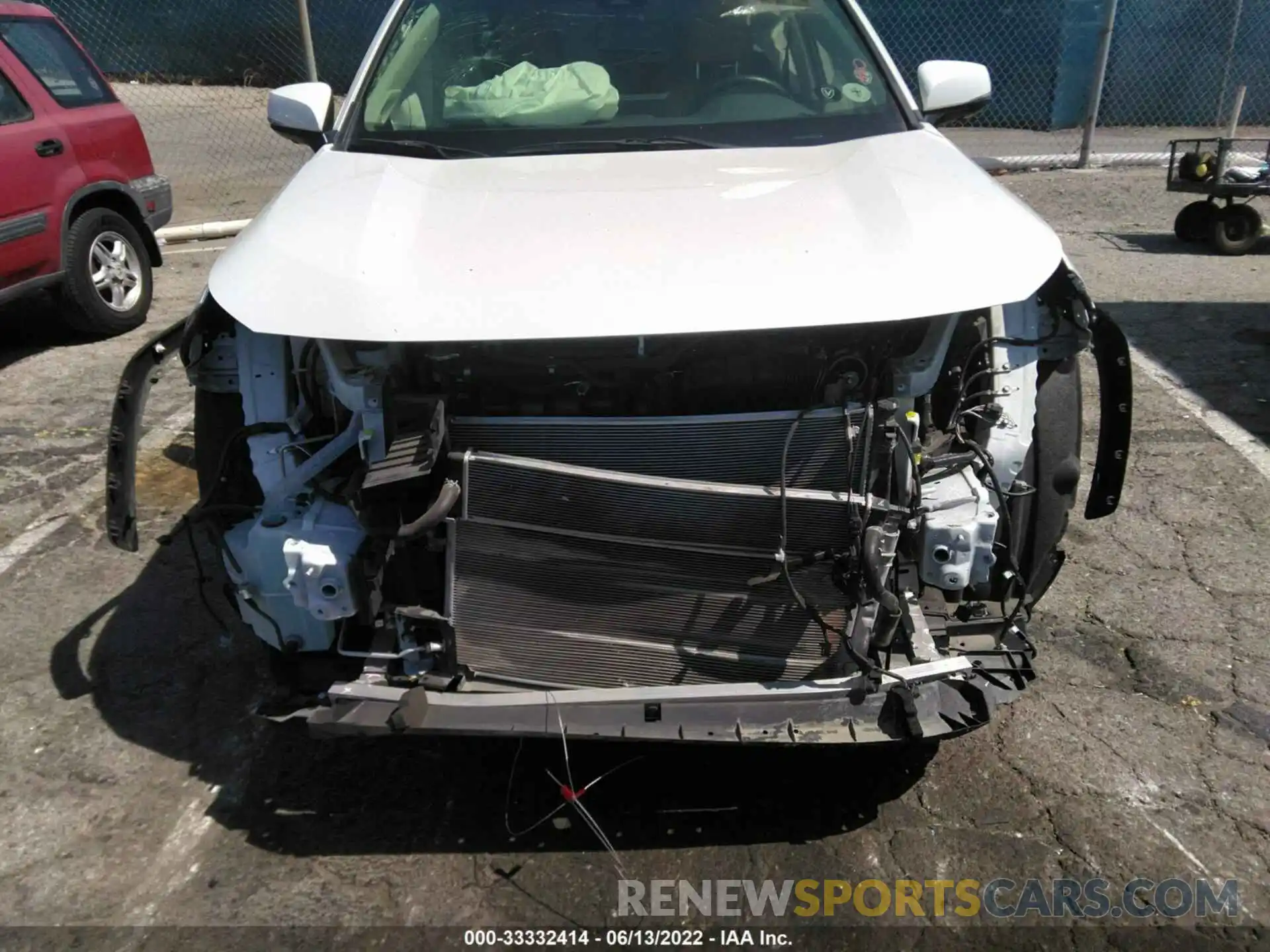 6 Photograph of a damaged car JTMDWRFV6KD506337 TOYOTA RAV4 2019