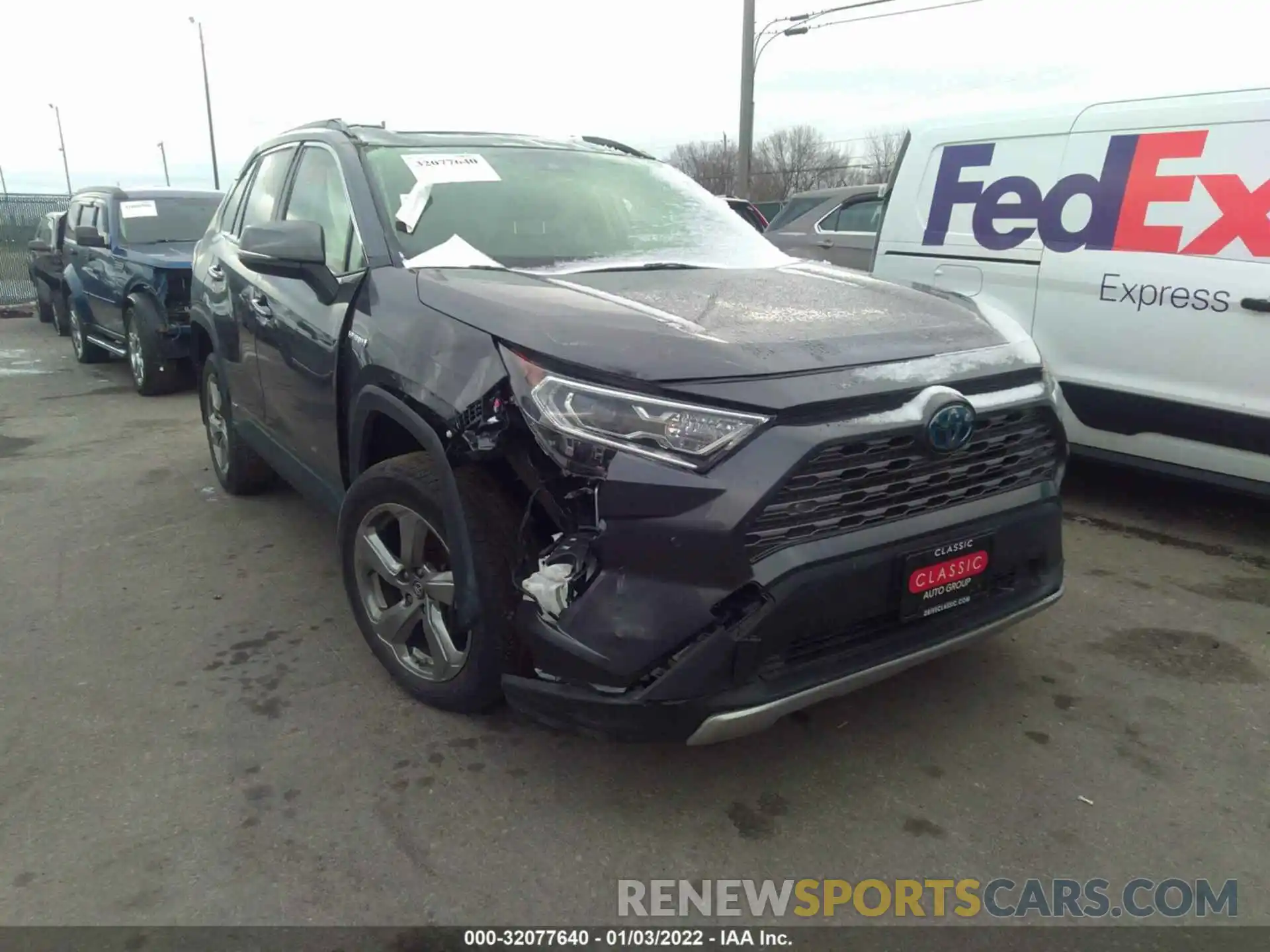 1 Photograph of a damaged car JTMDWRFV7KD027778 TOYOTA RAV4 2019