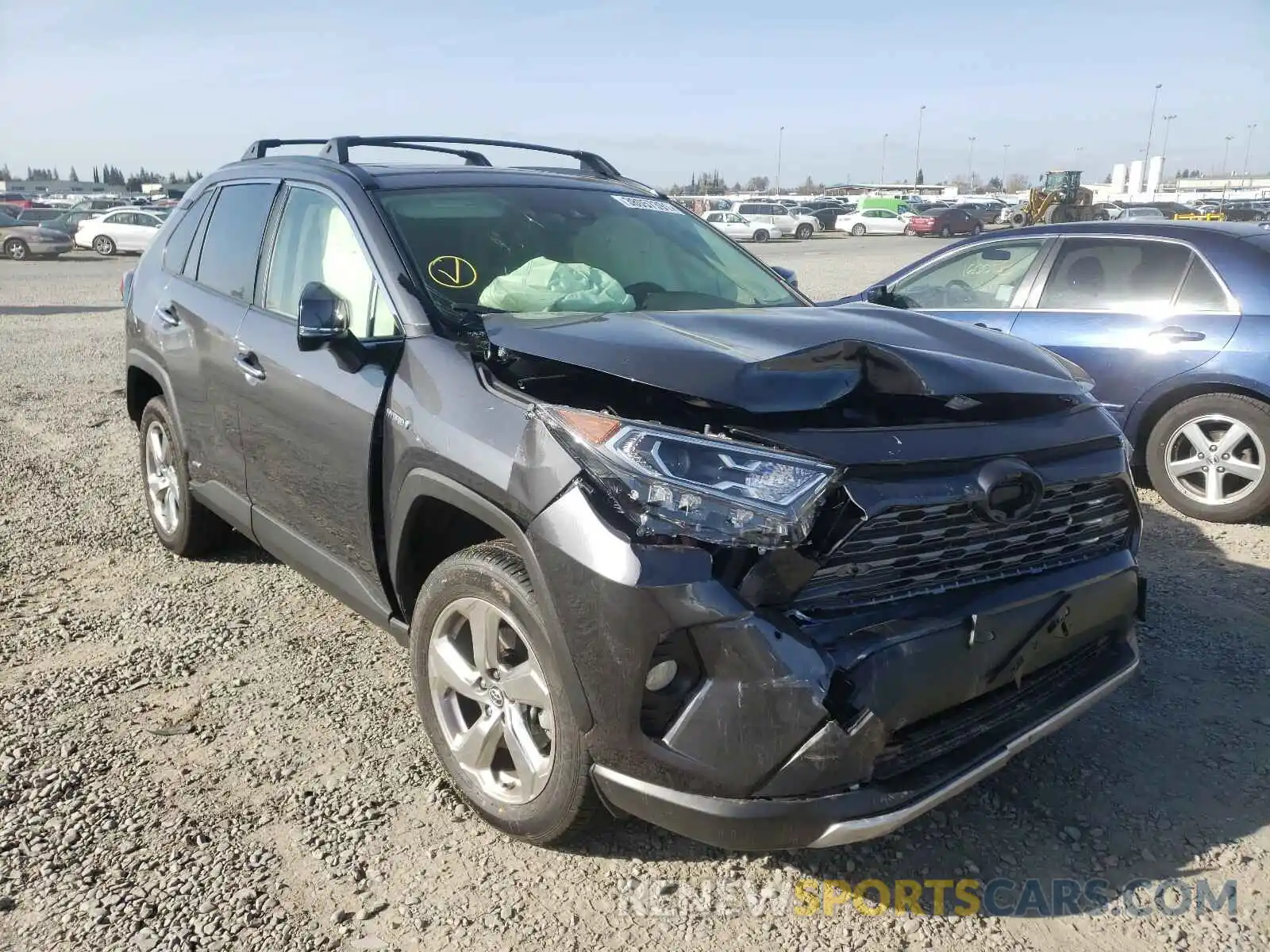 1 Photograph of a damaged car JTMDWRFV7KJ007239 TOYOTA RAV4 2019