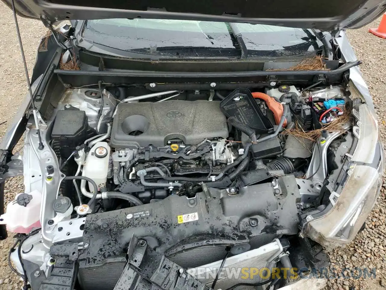 12 Photograph of a damaged car JTMDWRFV8KD517808 TOYOTA RAV4 2019