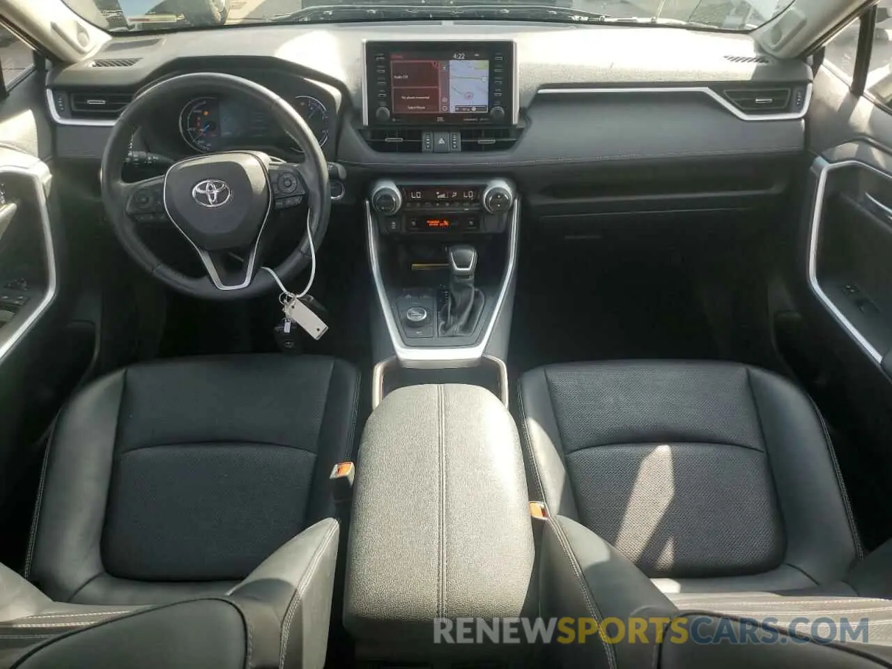 8 Photograph of a damaged car JTMDWRFV9KD510138 TOYOTA RAV4 2019