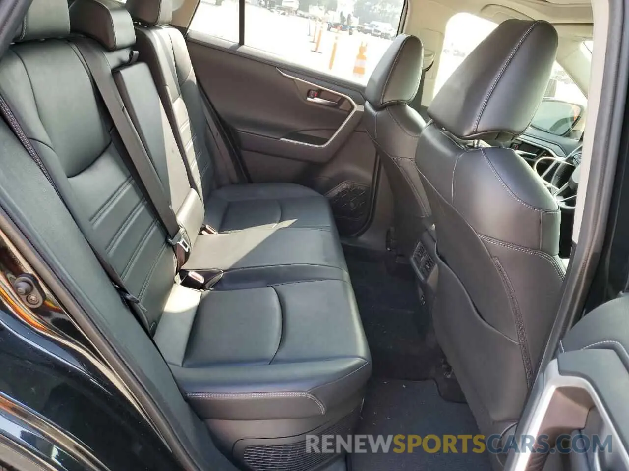 11 Photograph of a damaged car JTMDWRFVXKD002213 TOYOTA RAV4 2019