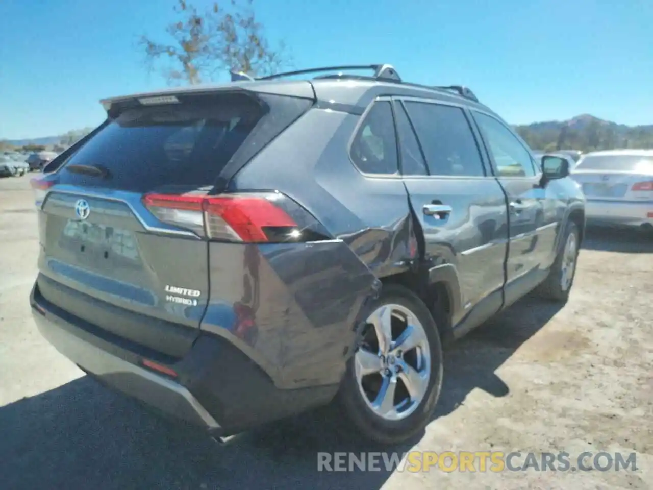 4 Photograph of a damaged car JTMDWRFVXKD007816 TOYOTA RAV4 2019