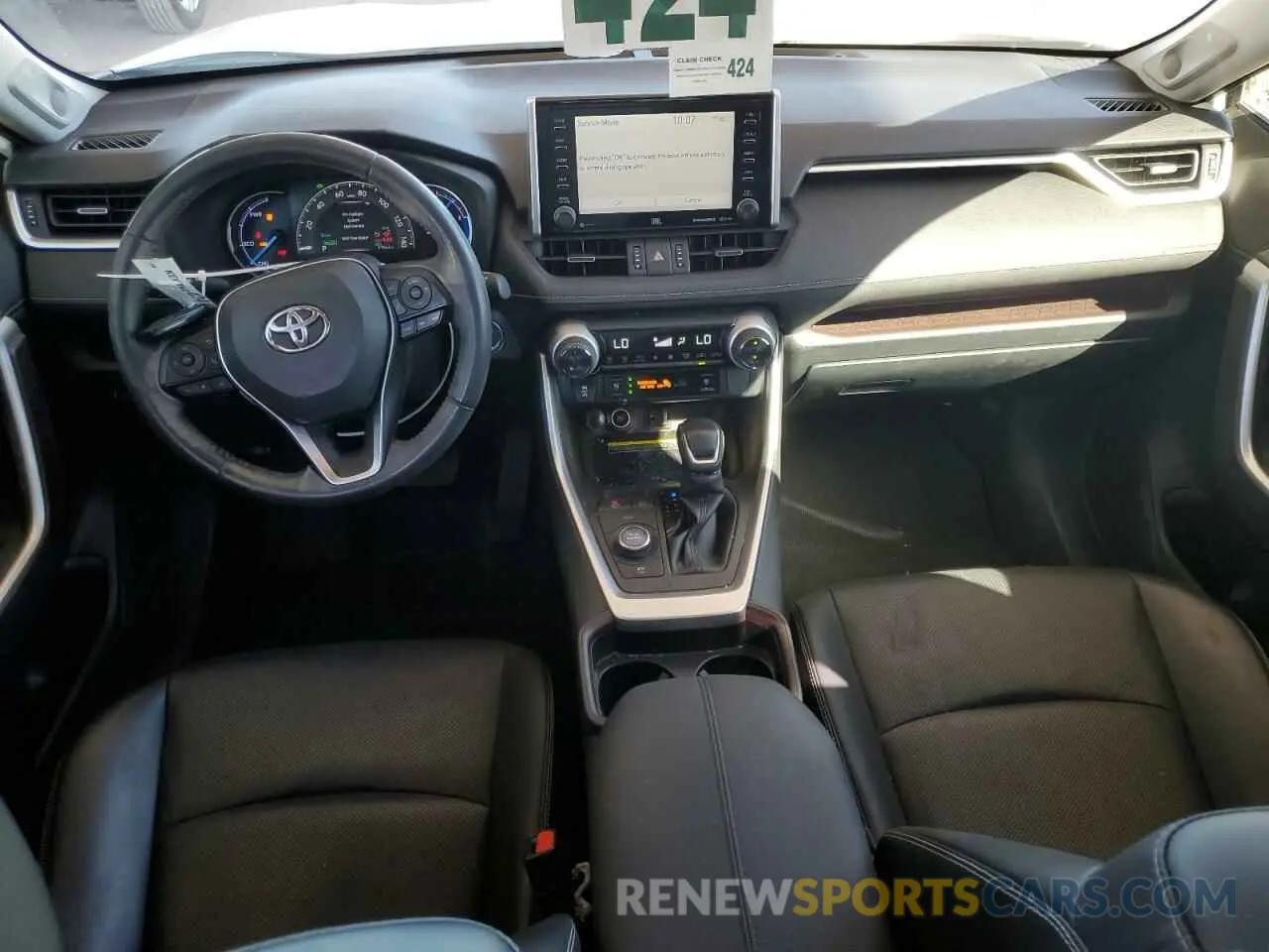 8 Photograph of a damaged car JTMDWRFVXKD510911 TOYOTA RAV4 2019