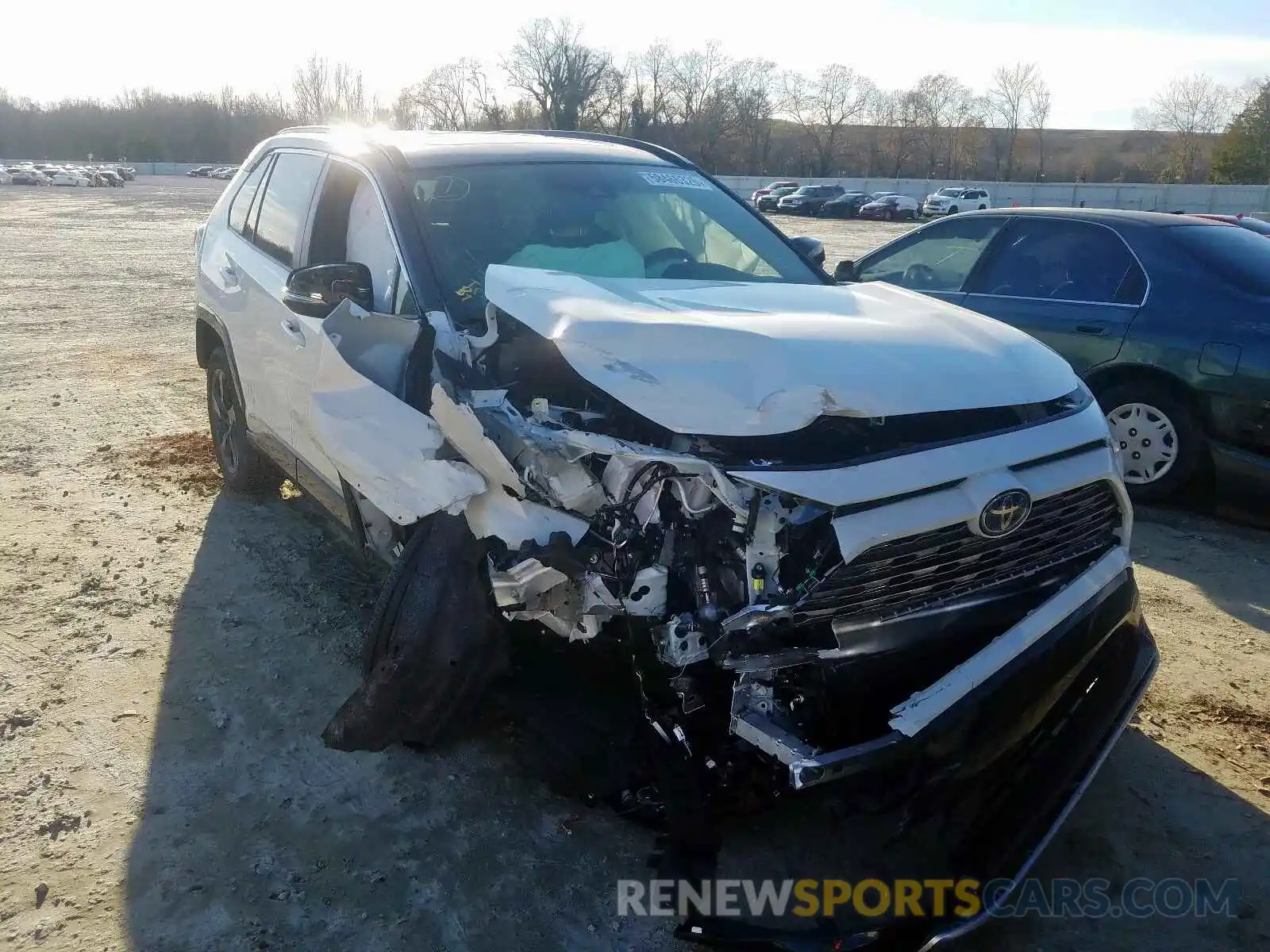 1 Photograph of a damaged car JTMEWRFV0KD510310 TOYOTA RAV4 2019