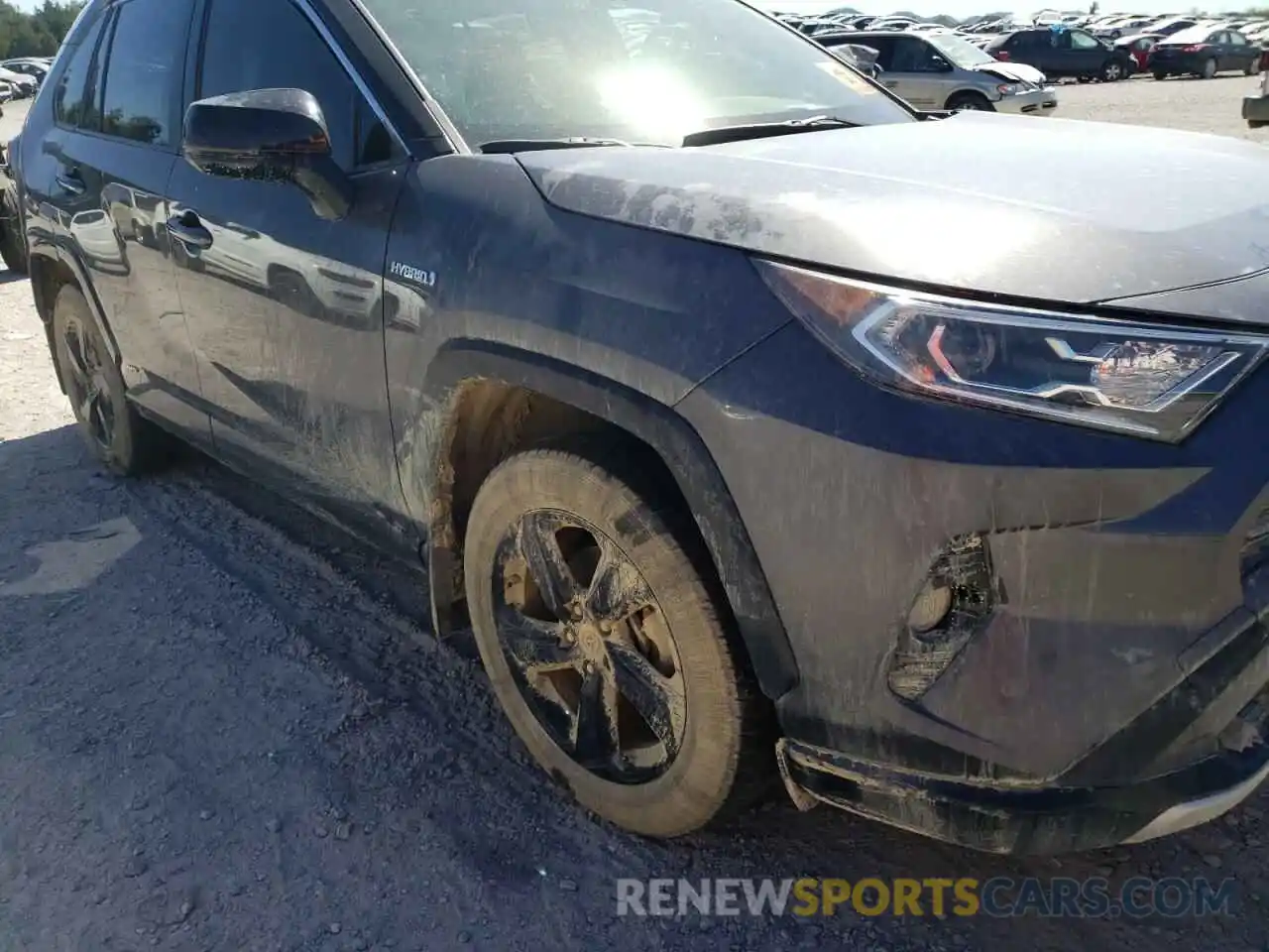 9 Photograph of a damaged car JTMEWRFV0KJ002369 TOYOTA RAV4 2019