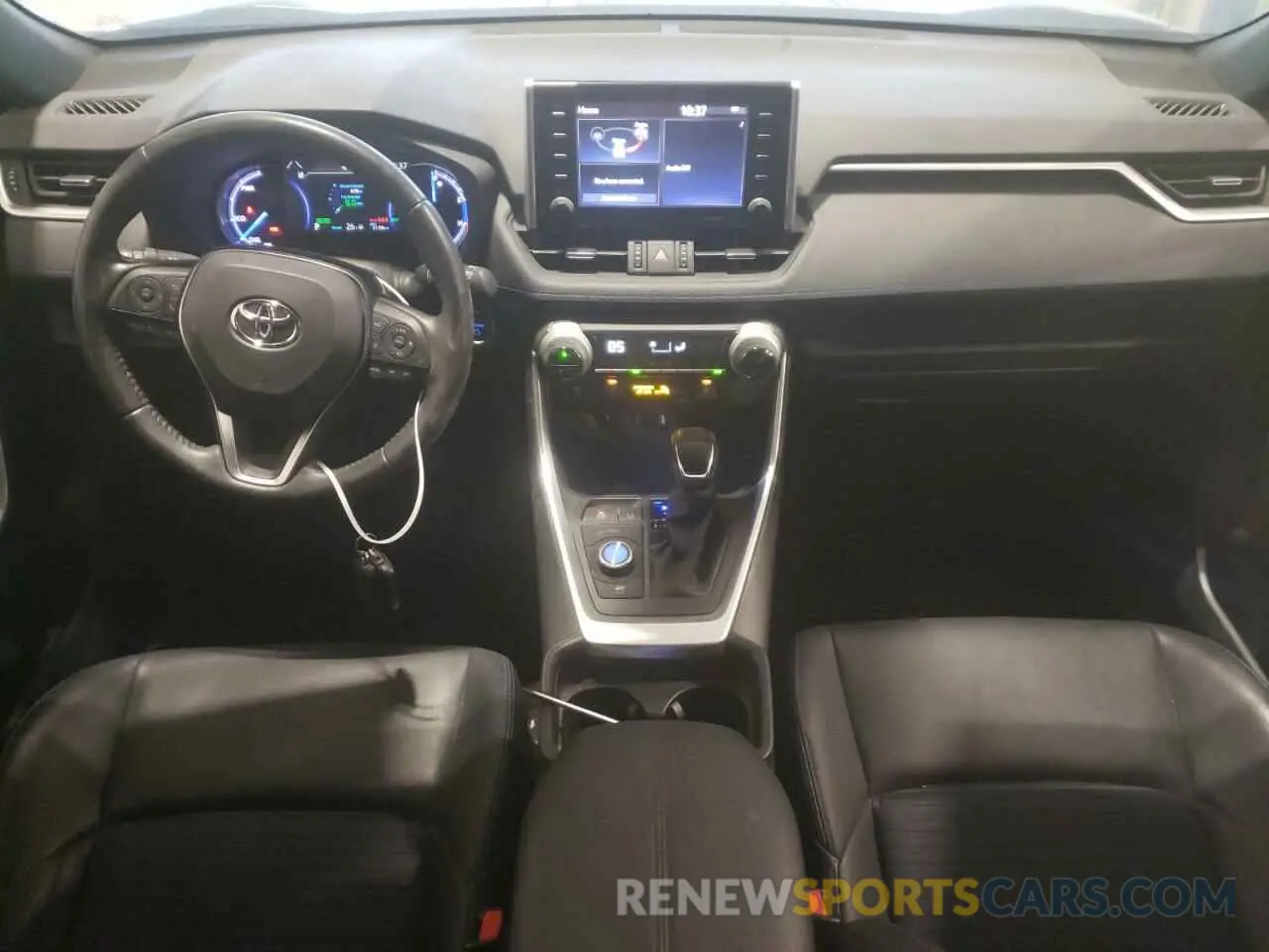 8 Photograph of a damaged car JTMEWRFV0KJ007426 TOYOTA RAV4 2019