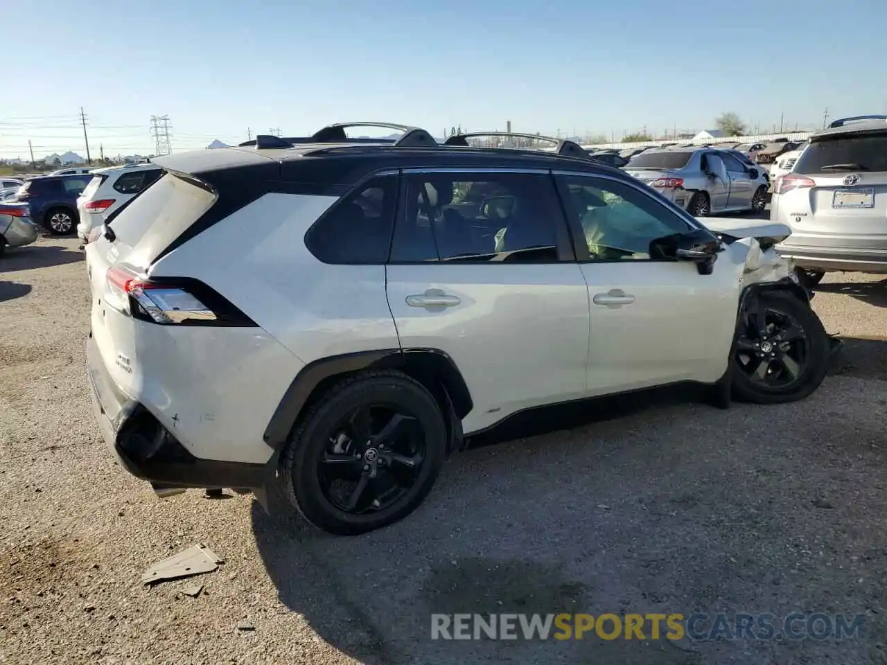 3 Photograph of a damaged car JTMEWRFV0KJ026123 TOYOTA RAV4 2019