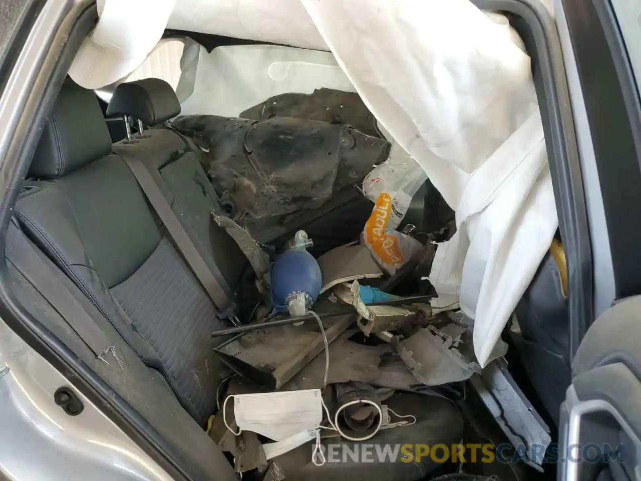 6 Photograph of a damaged car JTMEWRFV2KD501673 TOYOTA RAV4 2019