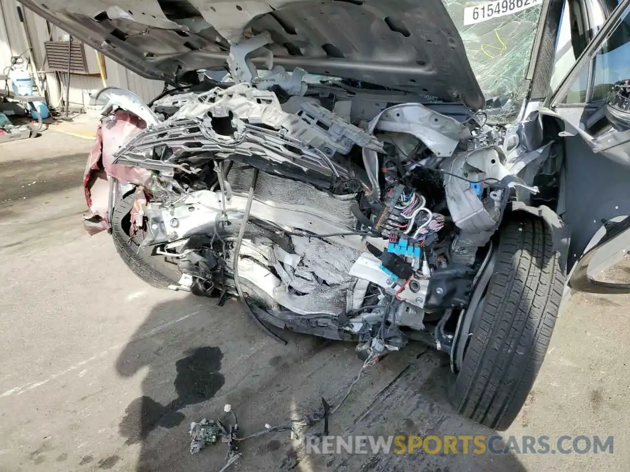 9 Photograph of a damaged car JTMEWRFV2KD501673 TOYOTA RAV4 2019