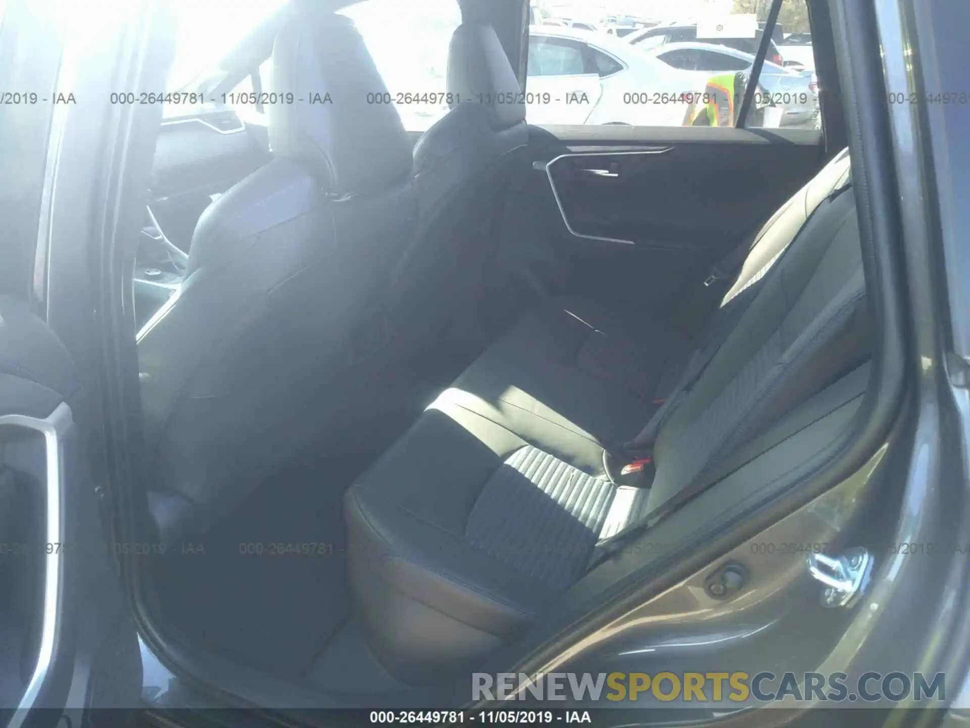 8 Photograph of a damaged car JTMEWRFV2KJ003913 TOYOTA RAV4 2019