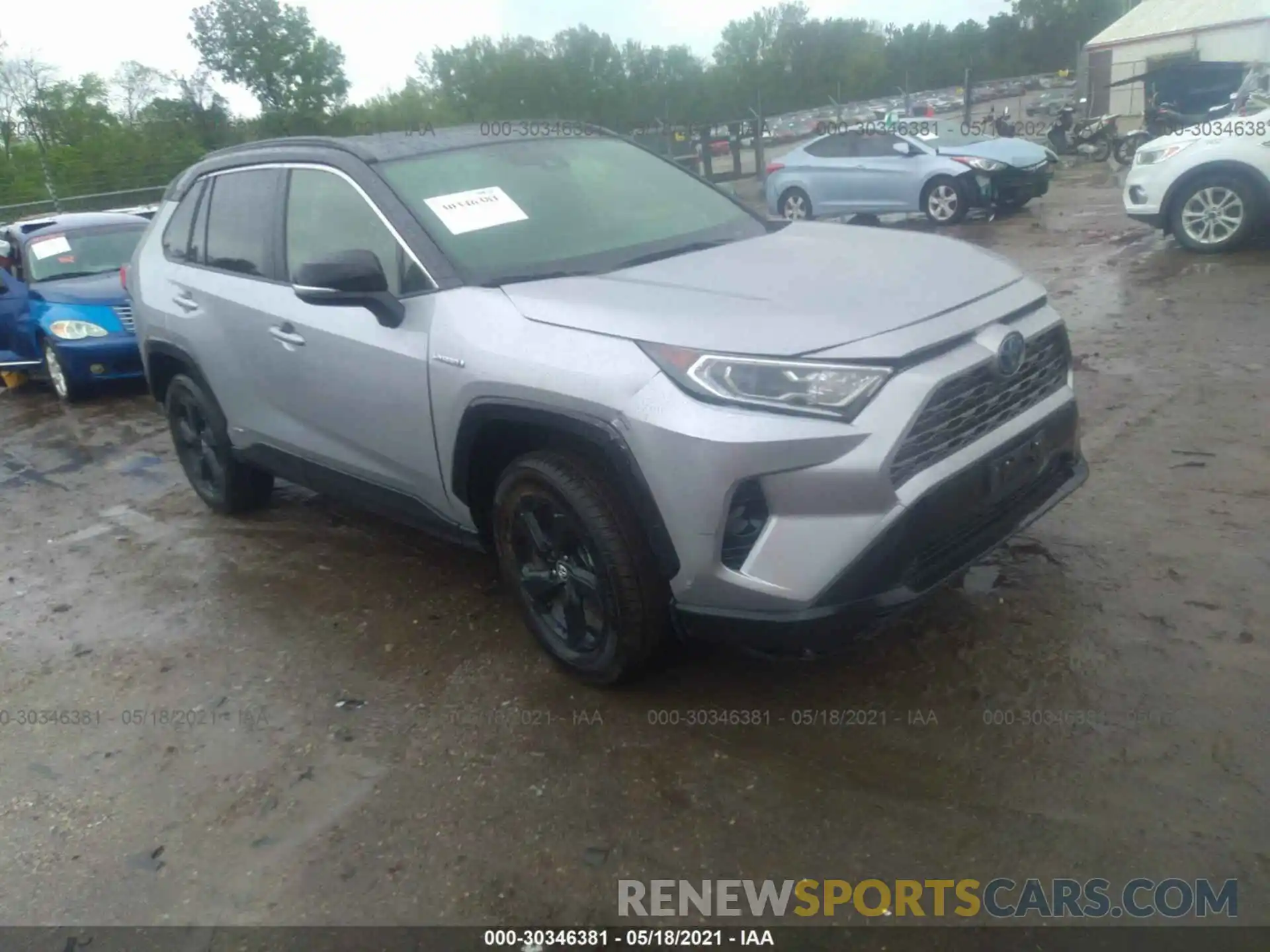 1 Photograph of a damaged car JTMEWRFV2KJ018816 TOYOTA RAV4 2019