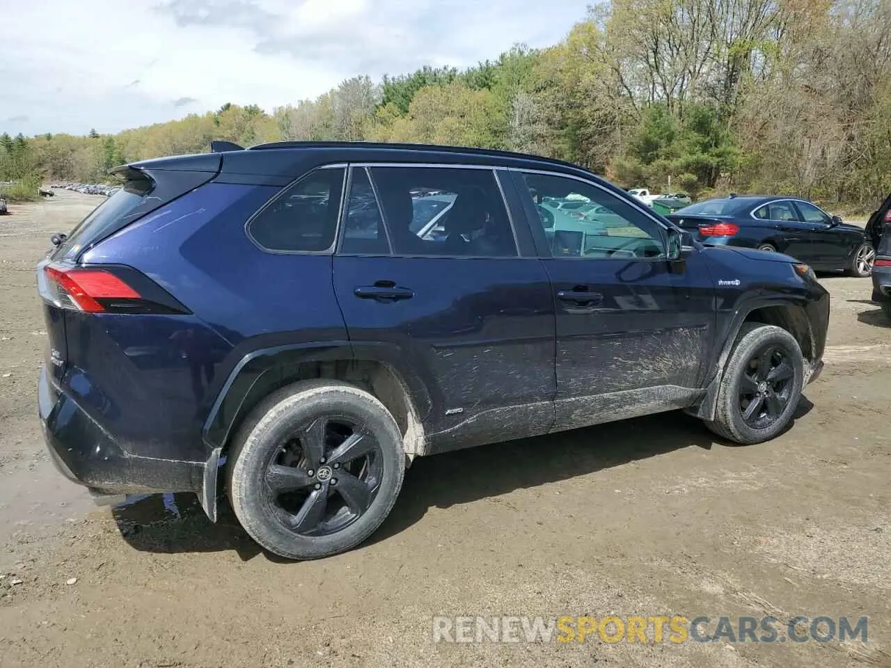 3 Photograph of a damaged car JTMEWRFV3KD502573 TOYOTA RAV4 2019