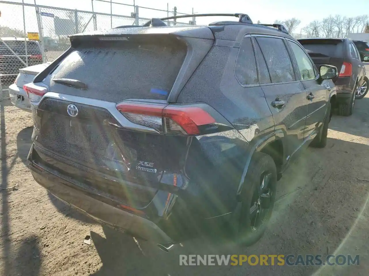 3 Photograph of a damaged car JTMEWRFV3KJ010742 TOYOTA RAV4 2019