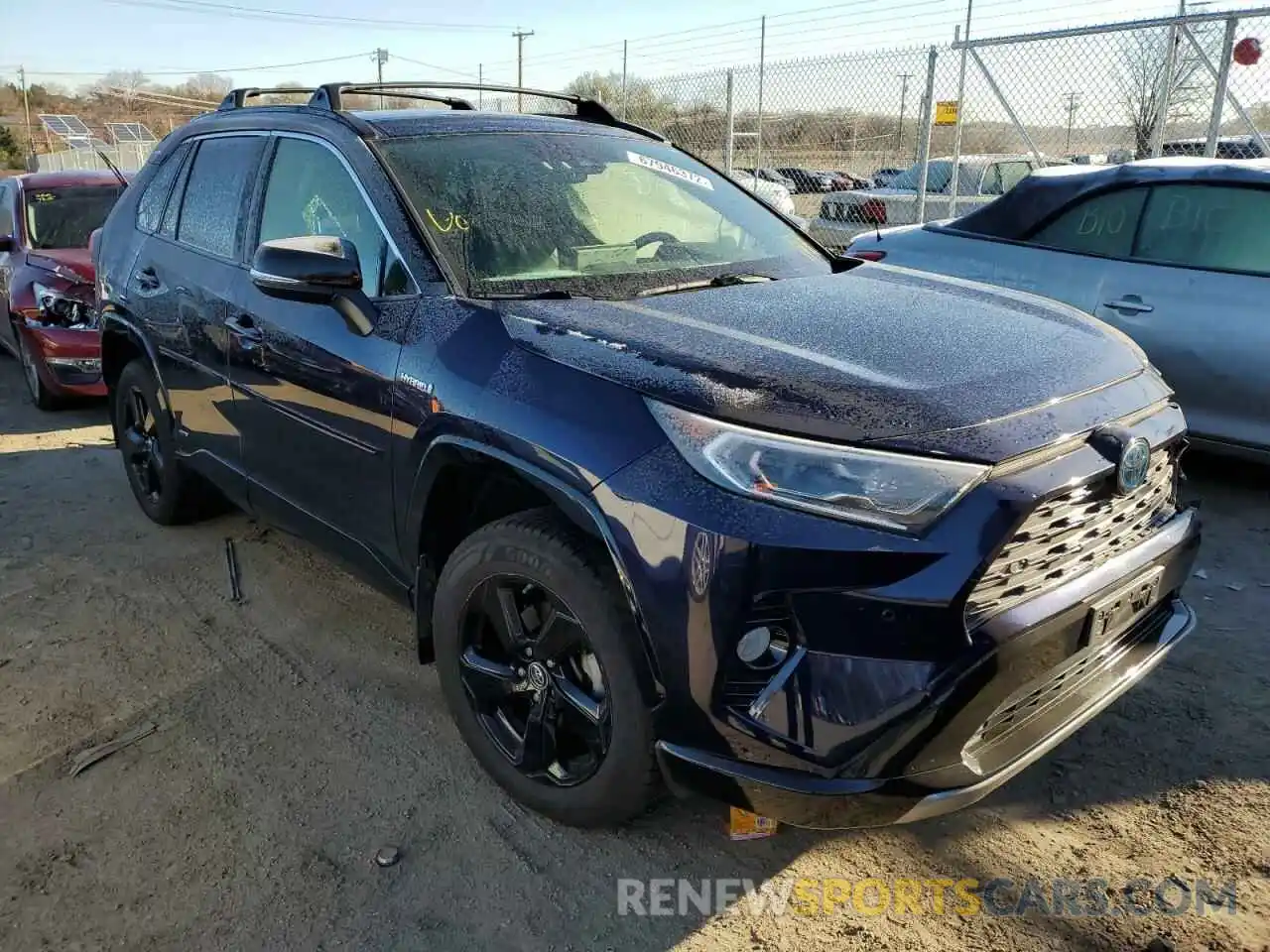 4 Photograph of a damaged car JTMEWRFV3KJ010742 TOYOTA RAV4 2019