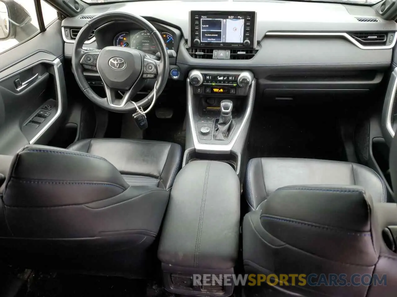 8 Photograph of a damaged car JTMEWRFV4KD521858 TOYOTA RAV4 2019
