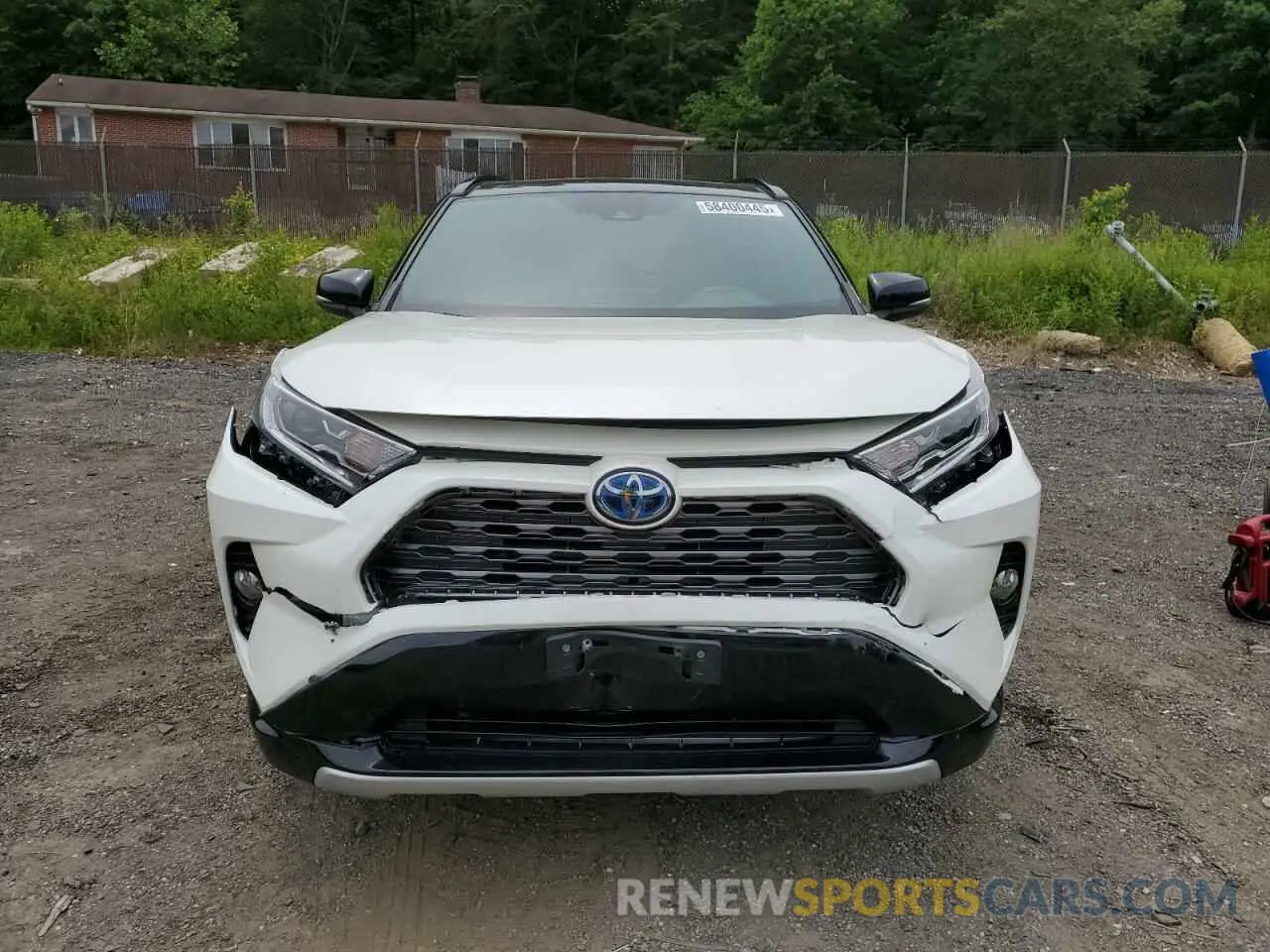 5 Photograph of a damaged car JTMEWRFV4KJ004433 TOYOTA RAV4 2019