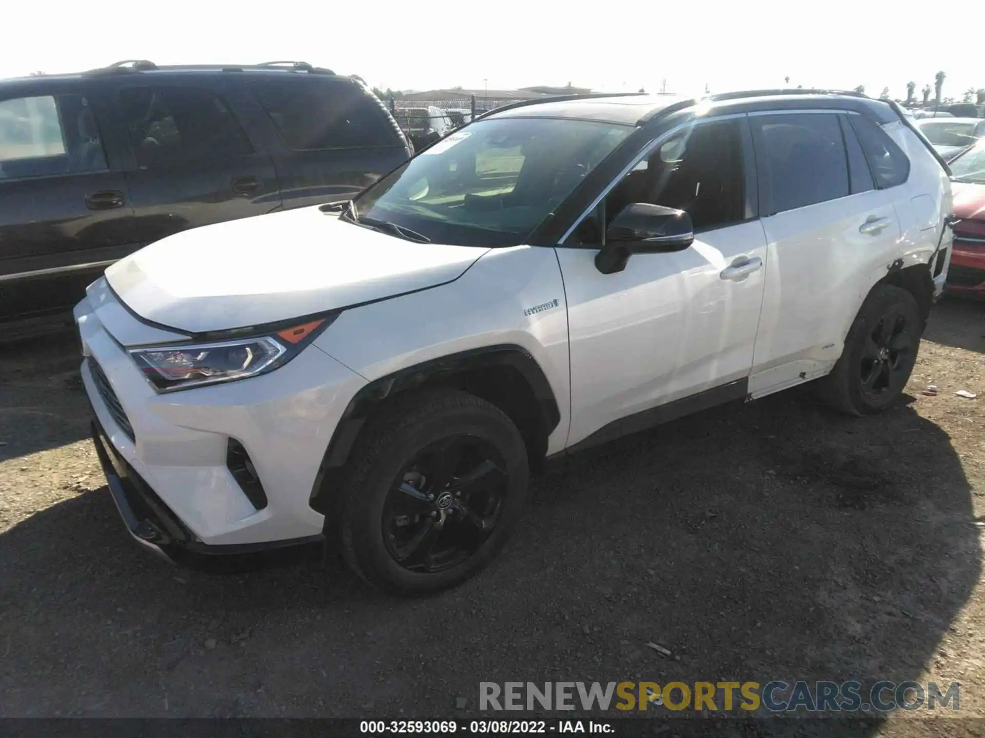 2 Photograph of a damaged car JTMEWRFV4KJ022513 TOYOTA RAV4 2019