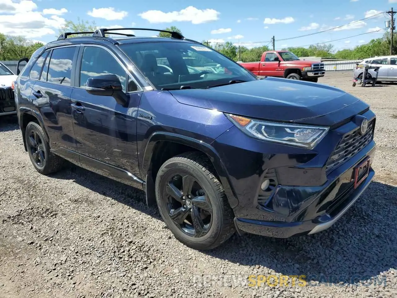 4 Photograph of a damaged car JTMEWRFV5KD514272 TOYOTA RAV4 2019