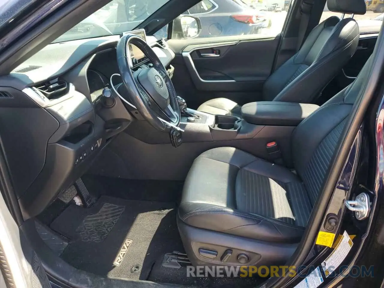 7 Photograph of a damaged car JTMEWRFV5KD514272 TOYOTA RAV4 2019