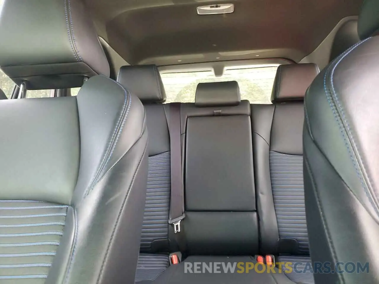 10 Photograph of a damaged car JTMEWRFV5KD518192 TOYOTA RAV4 2019