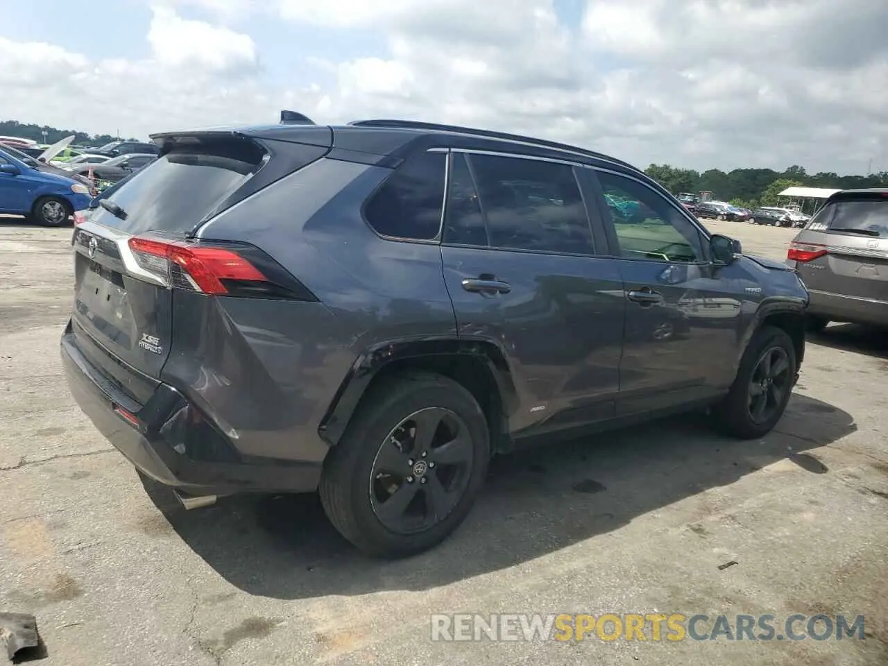 3 Photograph of a damaged car JTMEWRFV5KD518192 TOYOTA RAV4 2019
