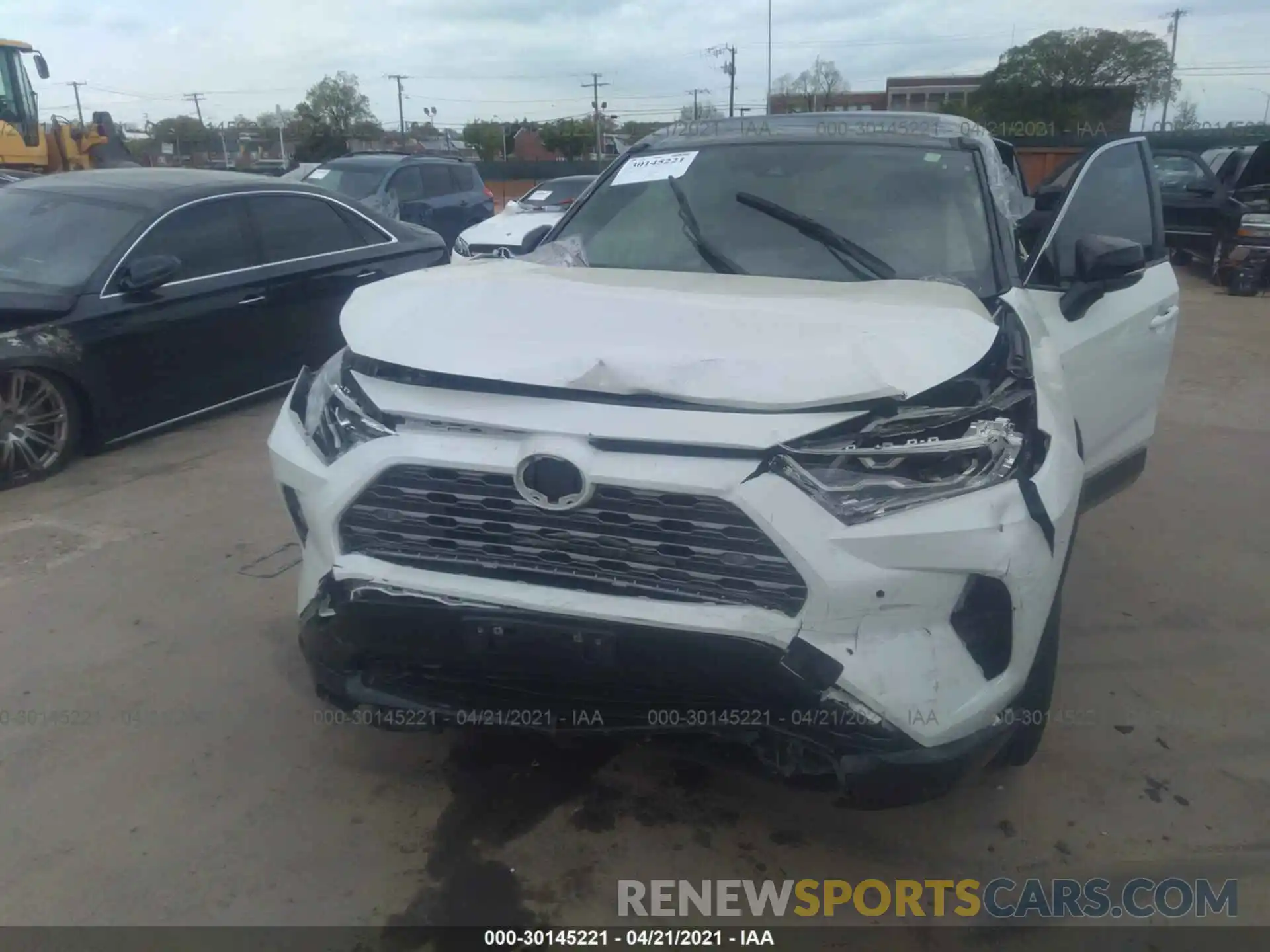 6 Photograph of a damaged car JTMEWRFV5KD523232 TOYOTA RAV4 2019