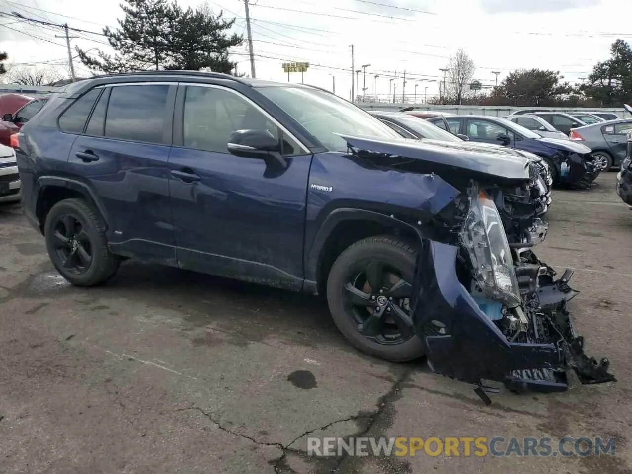4 Photograph of a damaged car JTMEWRFV5KJ015991 TOYOTA RAV4 2019
