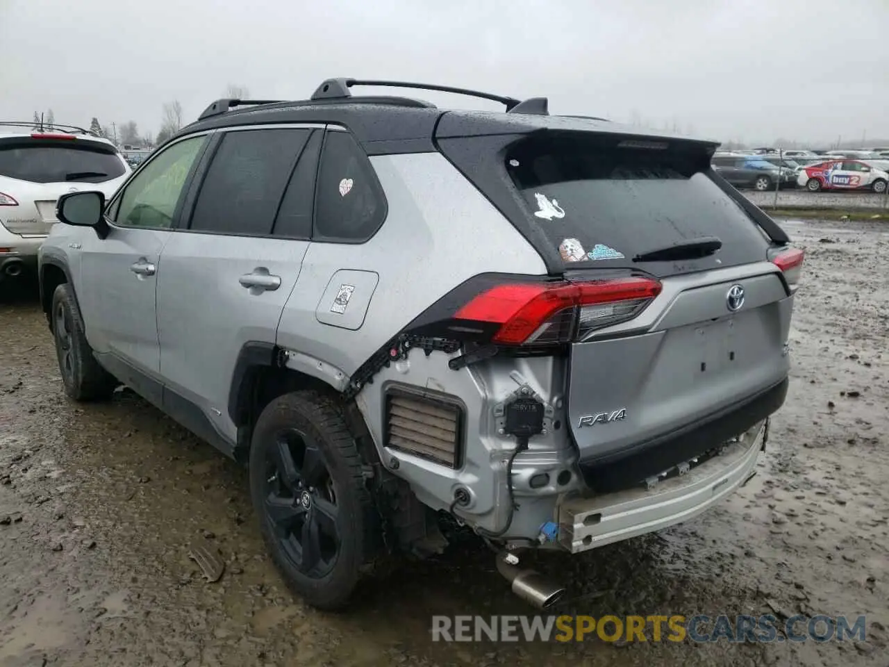 3 Photograph of a damaged car JTMEWRFV5KJ017529 TOYOTA RAV4 2019
