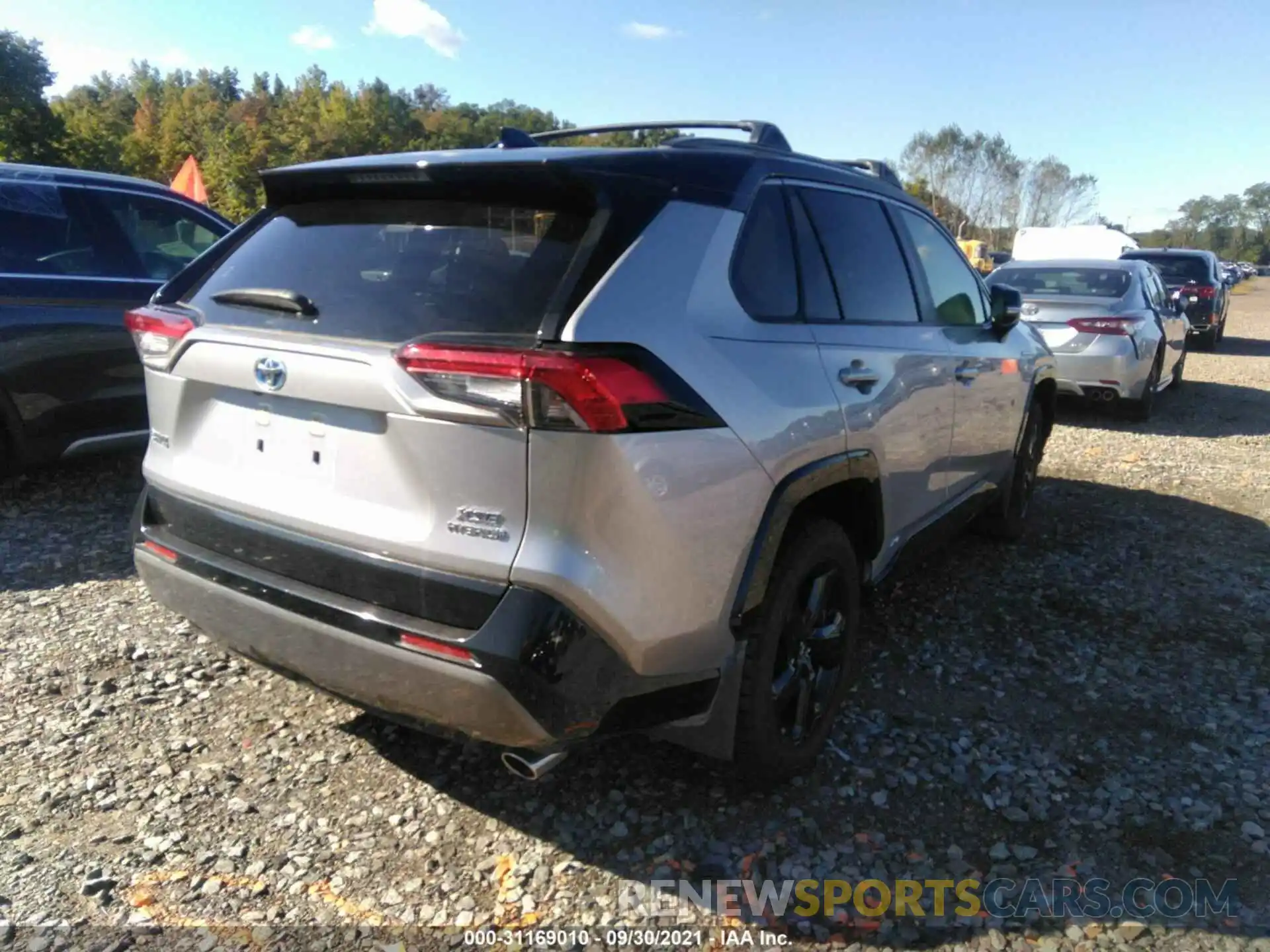 4 Photograph of a damaged car JTMEWRFV5KJ026263 TOYOTA RAV4 2019