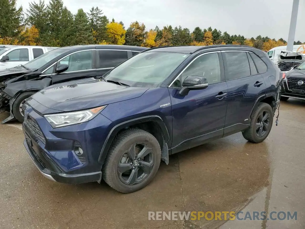 1 Photograph of a damaged car JTMEWRFV6KJ004109 TOYOTA RAV4 2019