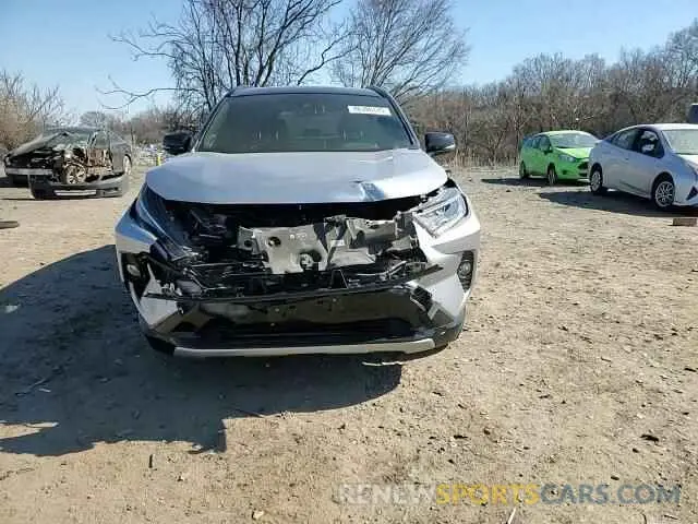 12 Photograph of a damaged car JTMEWRFV6KJ013537 TOYOTA RAV4 2019