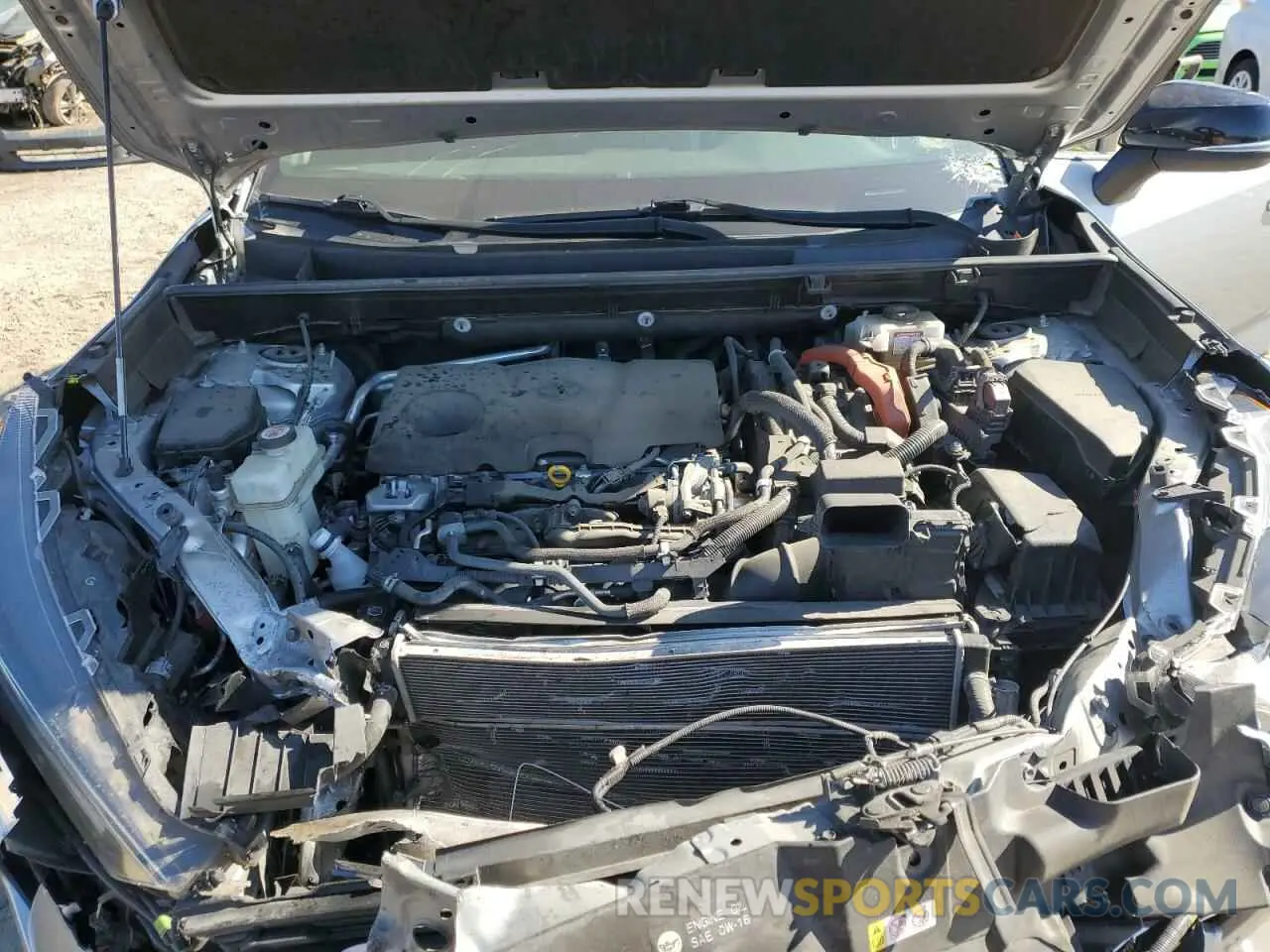13 Photograph of a damaged car JTMEWRFV6KJ013537 TOYOTA RAV4 2019