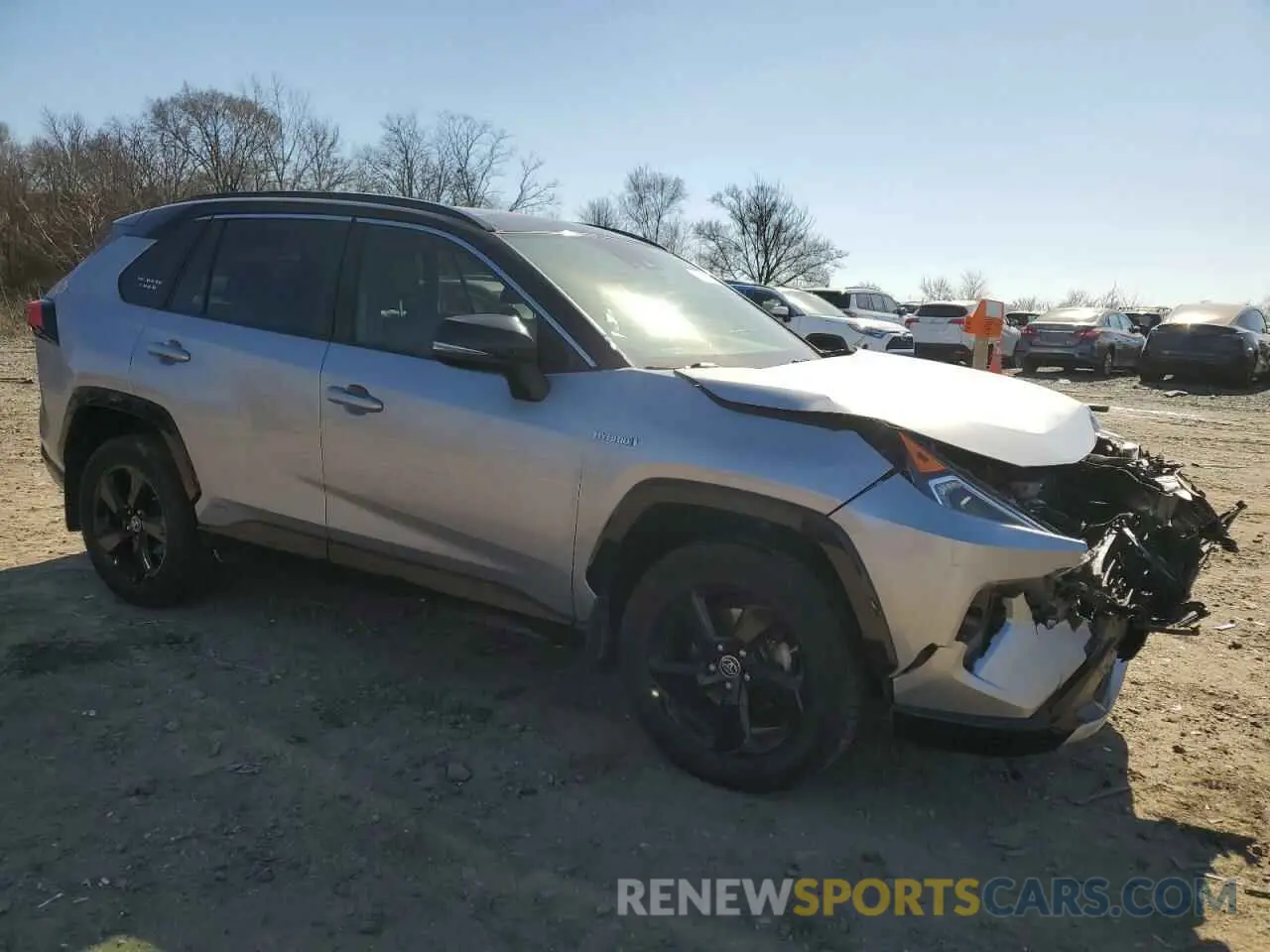 4 Photograph of a damaged car JTMEWRFV6KJ013537 TOYOTA RAV4 2019