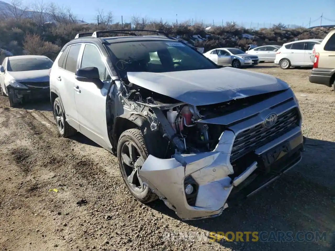 1 Photograph of a damaged car JTMEWRFV6KJ017538 TOYOTA RAV4 2019