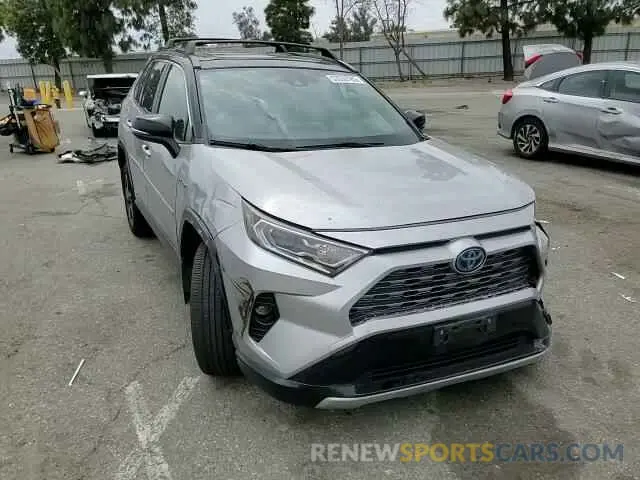 10 Photograph of a damaged car JTMEWRFV6KJ018236 TOYOTA RAV4 2019