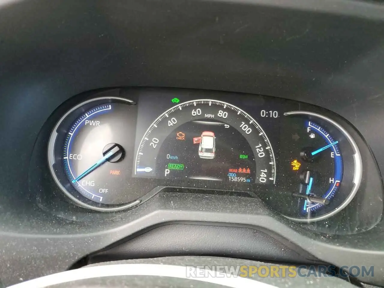 9 Photograph of a damaged car JTMEWRFV6KJ018494 TOYOTA RAV4 2019