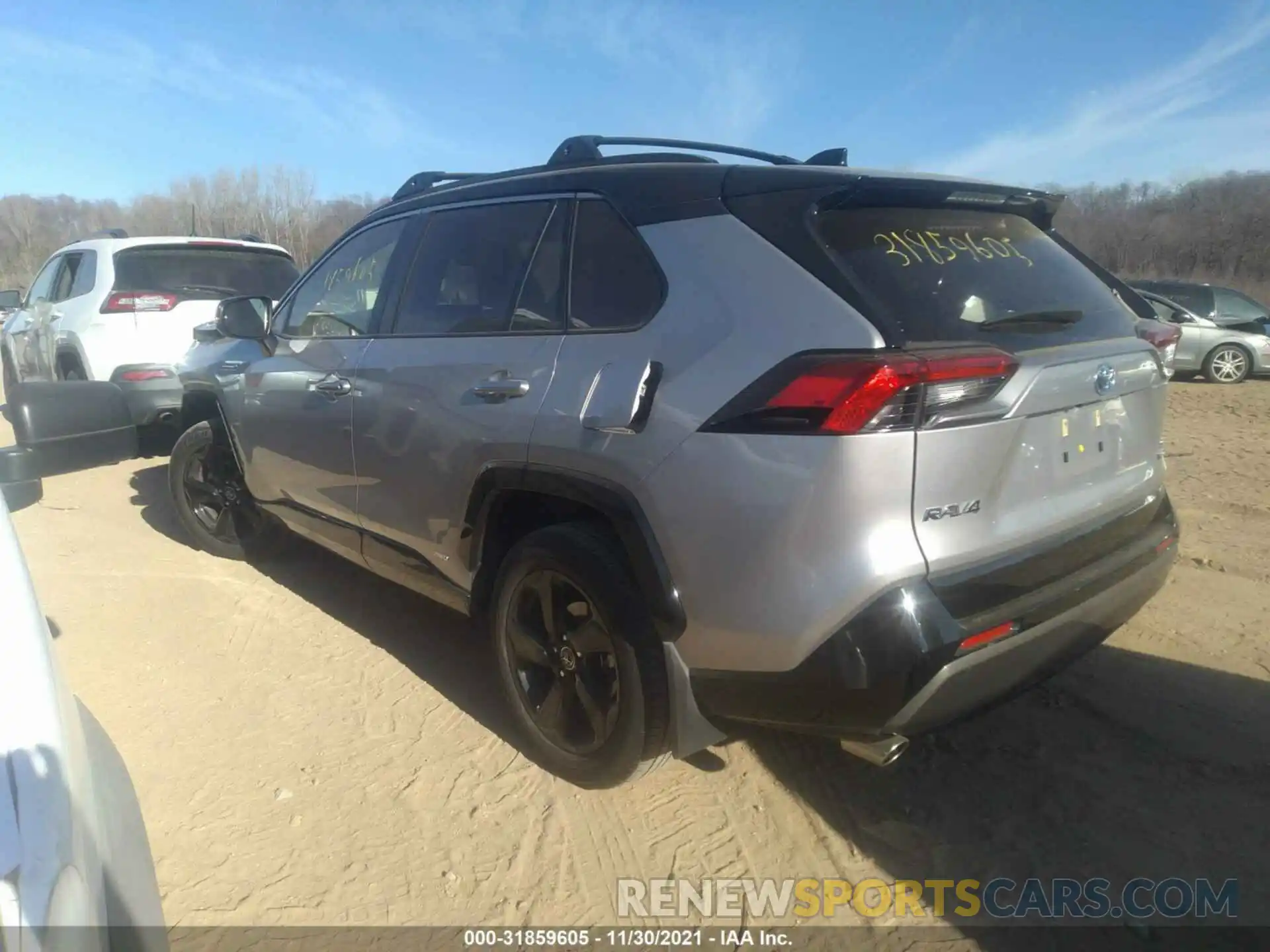 3 Photograph of a damaged car JTMEWRFV6KJ022495 TOYOTA RAV4 2019