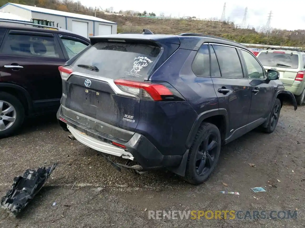 4 Photograph of a damaged car JTMEWRFV6KJ023923 TOYOTA RAV4 2019