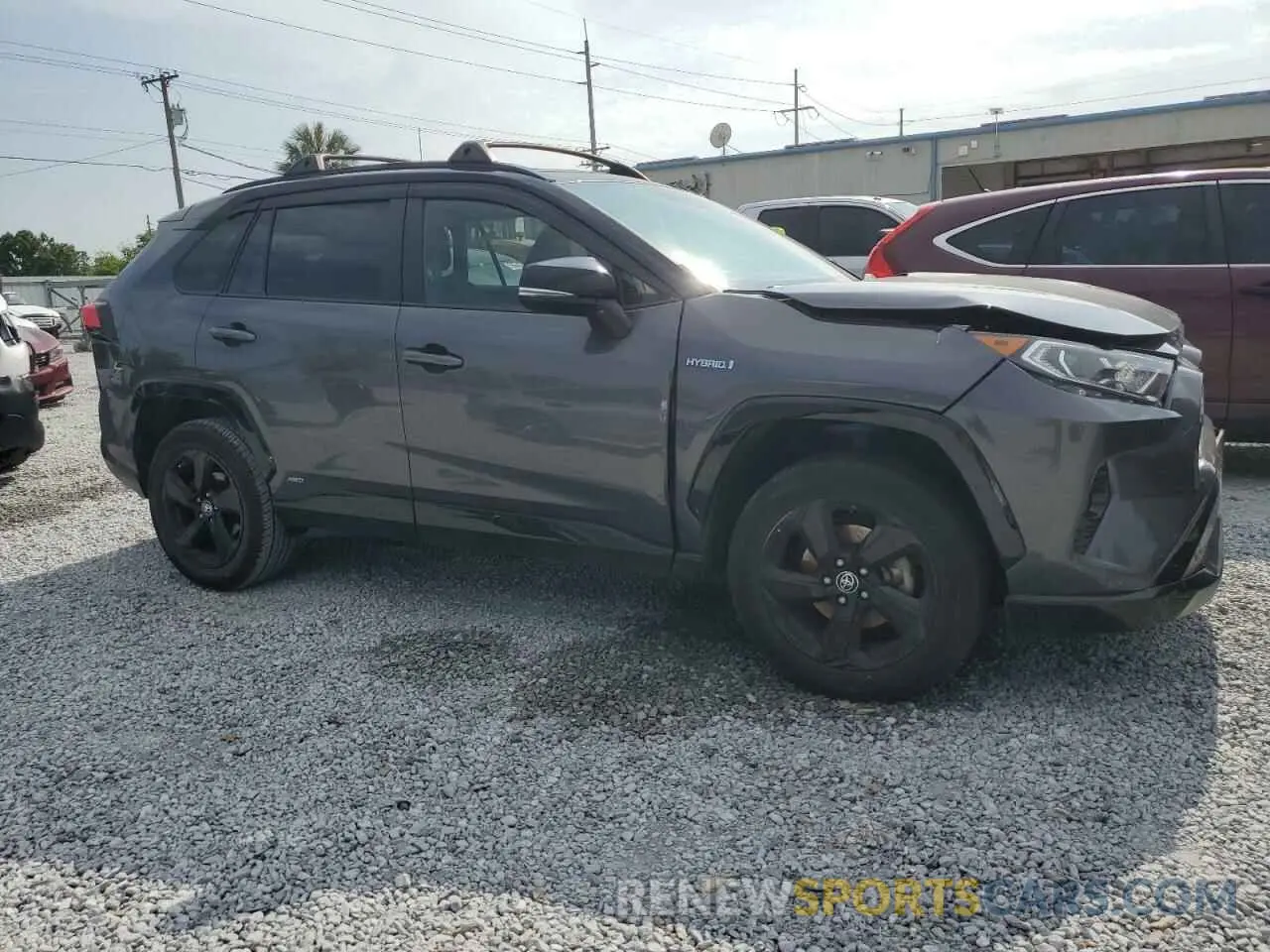 4 Photograph of a damaged car JTMEWRFV6KJ025154 TOYOTA RAV4 2019