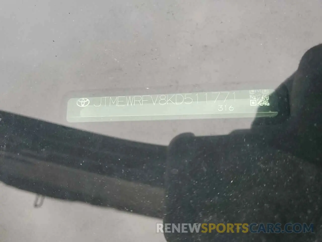 13 Photograph of a damaged car JTMEWRFV8KD511771 TOYOTA RAV4 2019