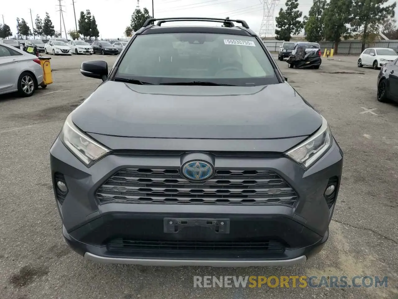 5 Photograph of a damaged car JTMEWRFV8KD511771 TOYOTA RAV4 2019